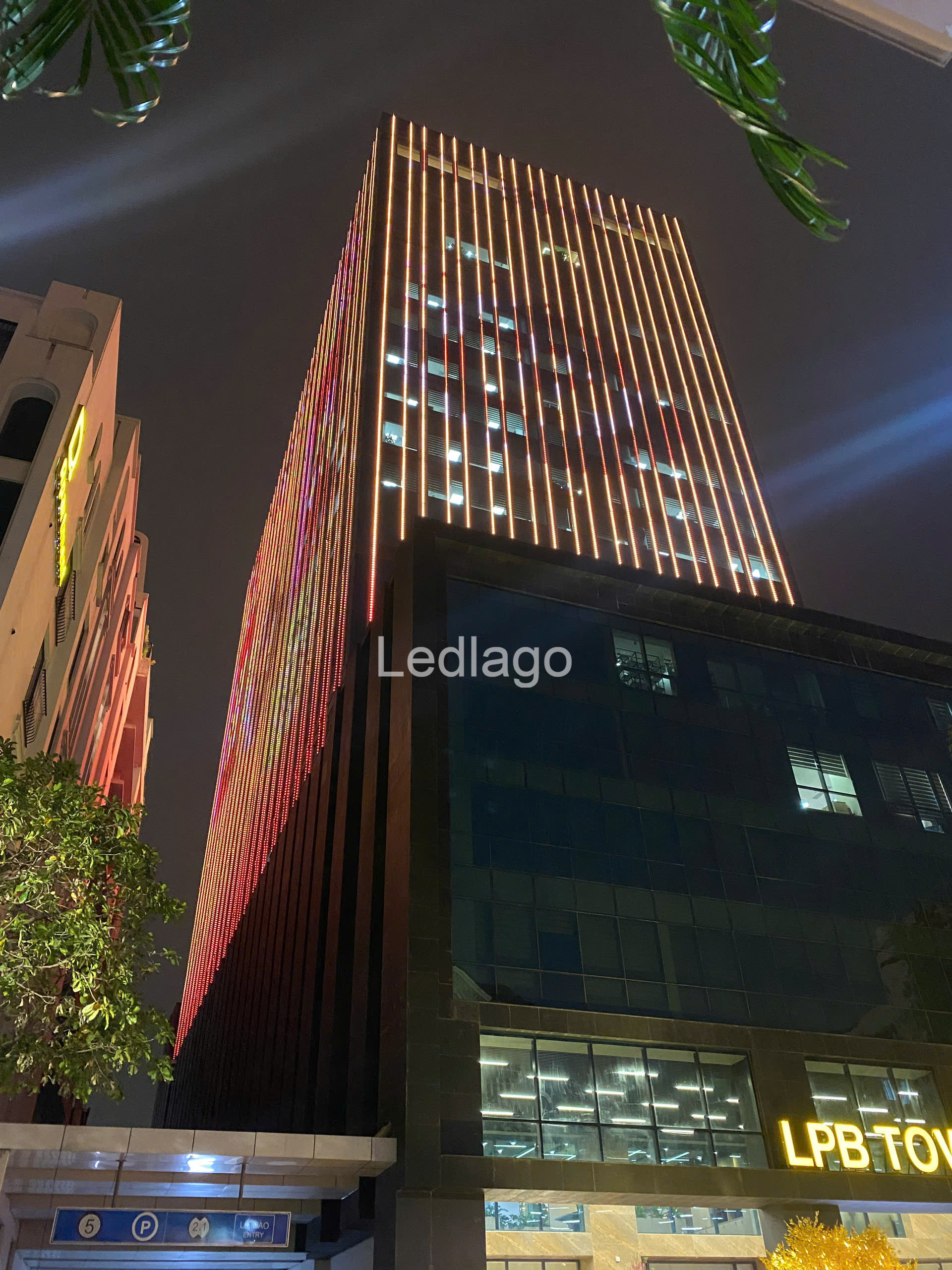 Led D45 full màu DMX