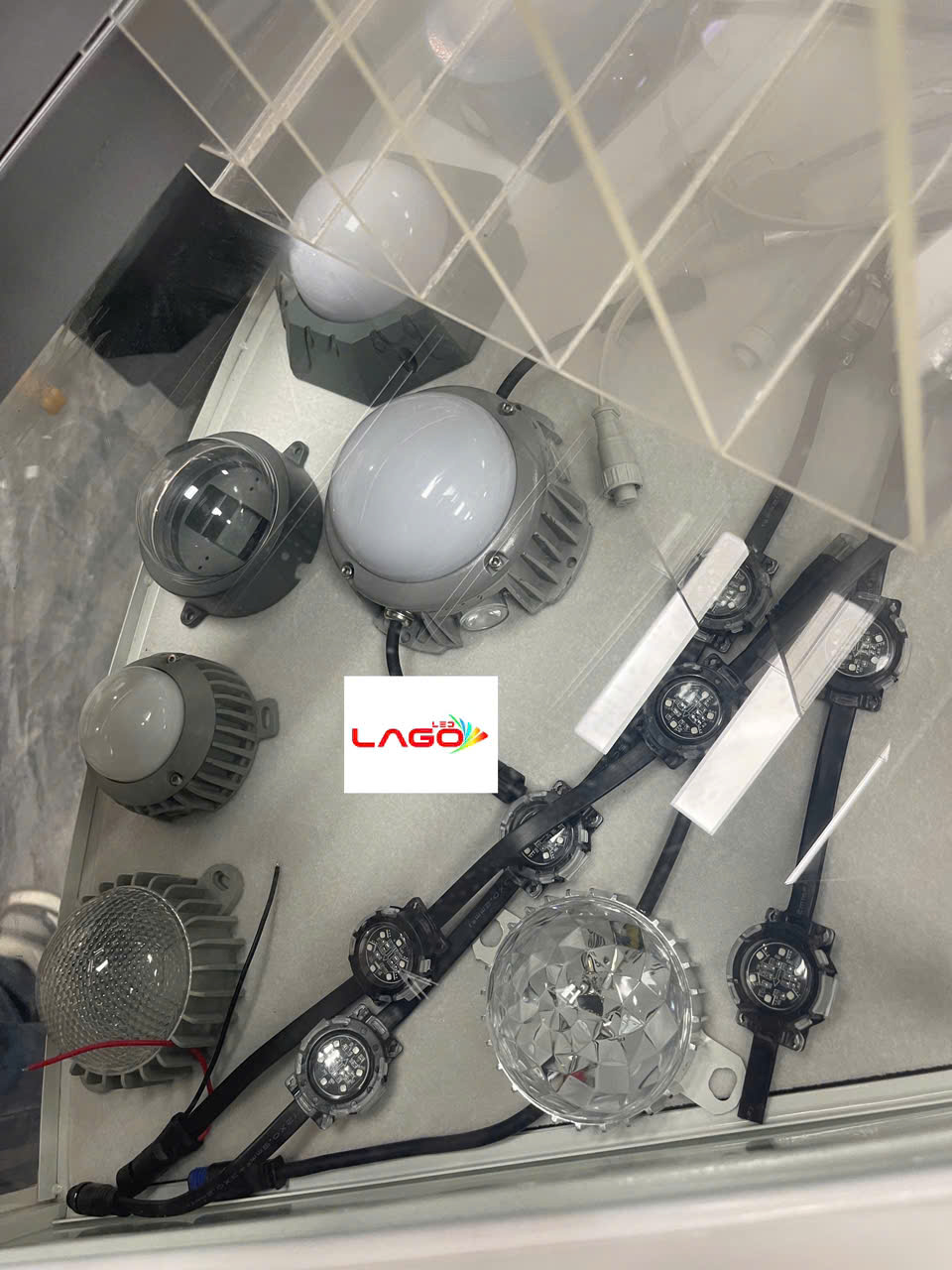 Đèn led point light